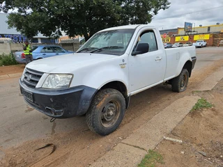 Tata Xenon 3.0 bakkie stripping for spares