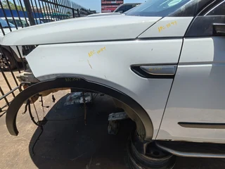 Land Rover Discovery Sport HSE 2015 fenders for sale - used