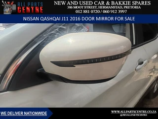 For sale: Nissan Qashqai J11 2016 door mirror - in excellent used condition
