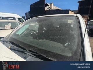 Nissan Navara D40 2015 Front Windscreen for sale – Used