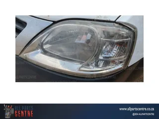 Nissan NP200 2015 headlights for sale used