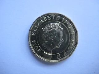 Coin -2016 UK 1 pound.