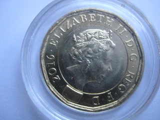 Coin -2016 UK 1 pound.