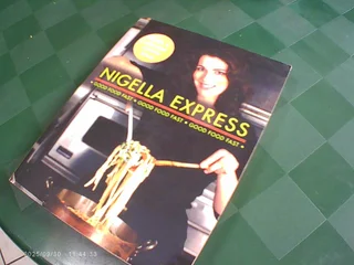 Cookery Book - Nigella Express