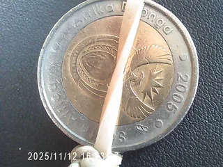 Coin - SA R5 mint error - 2005