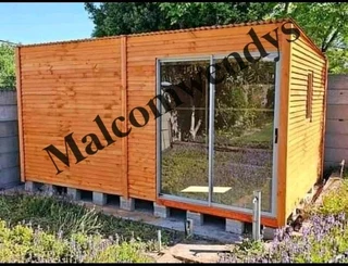 Wendy house &amp; Nutec house for sale