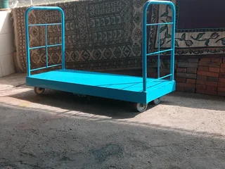 Heavy duty trolley