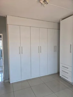 2 Bedroom Apartment in Halfway House