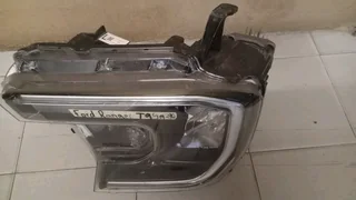 Ford Ranger T9 headlight