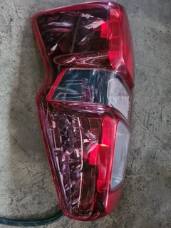 Isuzu tailight