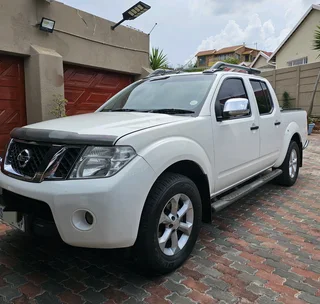 2012 Nissan Navara 2.5 Dci 4x4 Automatic Spain Spec