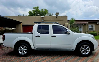 2012 NISSAN NAVARA 2.5 DCI 4X4 AUTOMATIC SPAIN SPEC