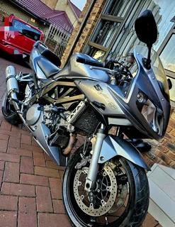 SUZUKI SV1000 (ABSOLUTE MINT CONDITION)