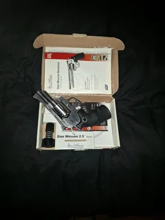 Dan Wesson 4.5mm CO₂ BB Revolver – Excellent Condition