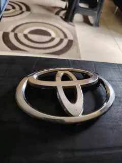 Toyota Corolla front badge