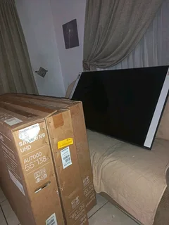 Samsung 55AU7000 UHD TV
