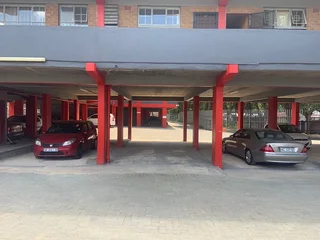 2 bedroom apartment in Afzelia Court De Vos Street Paarlshoop