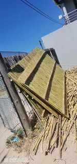 POLES AND LOOSE STICKS