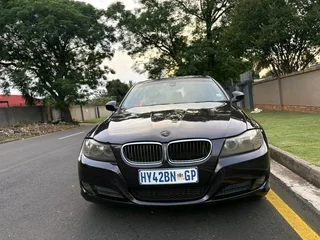 2012 BMW E90 320d AT