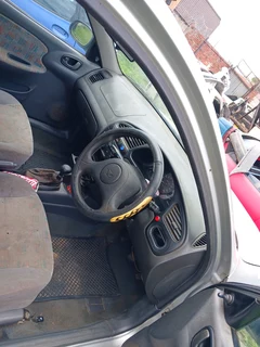 DAEWOO LANOS HATCHBACK  GOOD CONDITION FOR STRIPPING CALL FOR INFO