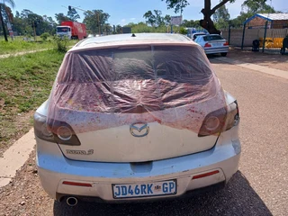 MAZDA 3 0 BODY PARTS ENGINE GEARBOX FOR SALE CALL FOR INFO