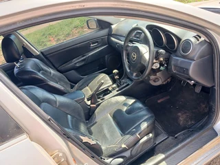 MAZDA 3 0 BODY PARTS ENGINE GEARBOX FOR SALE CALL FOR INFO