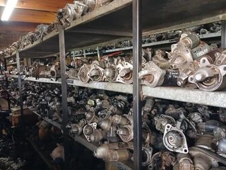 STARTERS DIFFERENT MAKES AND MODELS