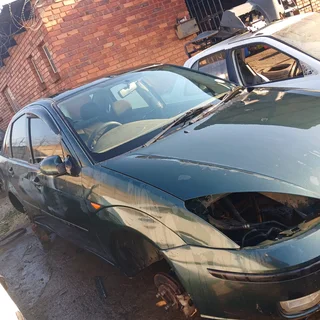 FORD FOCUS16 VALVE 20012 1. 6 FOR STRIPPING CALL FOR INFO
