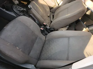 FORD FOCUS16 VALVE 20012 1. 6 FOR STRIPPING CALL FOR INFO