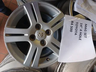 MAG SET TOYOTA 14&#34;  HOLE FOR SALE R4500