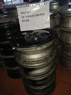 MAG SET 14 INCH 4 HOLE 10 PCD FOR SALE
