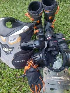Offroad boots and gear
