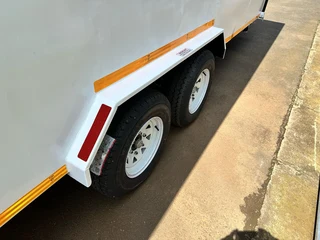 MOBILE SITE OFFICE: 6.0M X 2.5M X 2.0M HIGH