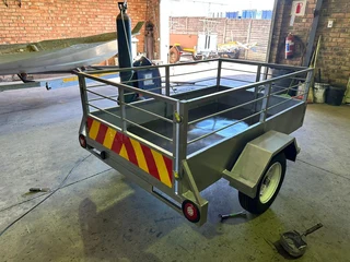 UTILITY TRAILER: 2.0M X 1.2M X 600 HIGH