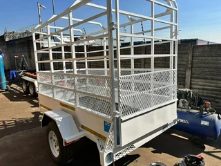 2.5m X 1.2m X 1.6m High Single Cow Trailer