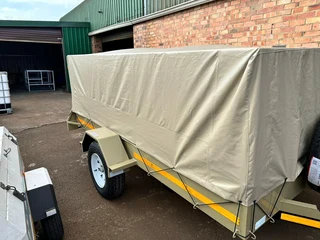 TRAILER CUSTOM MADE COVERS