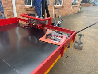 THE RED BEAUTY (CUSTOM-BUILT TRAILER)