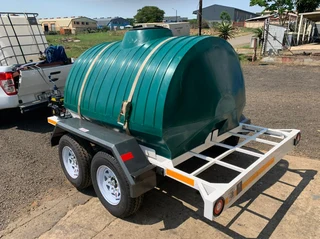 WATER TANK TRAILER (CUSTOM BUILT)