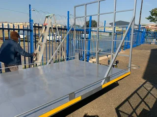 9m x 2m FLAT DECK TRAILER