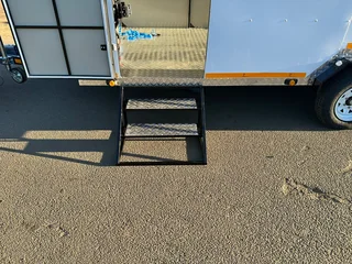 2025 GEN2 EXECUTIVE ENCLOSED CAR TRAILER