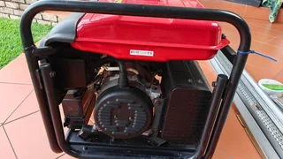 Honda EZ6500CXS generator