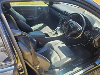 2007 Mercedes-Benz C-Class Coupe