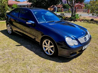 2007 Mercedes-Benz C-Class Coupe