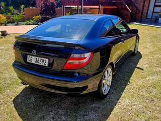 2007 Mercedes-Benz C-Class Coupe