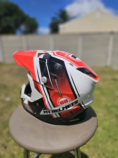 Helmet Mt