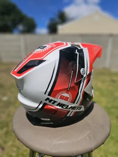 Helmet Mt