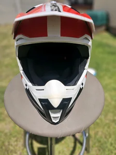 Helmet Mt