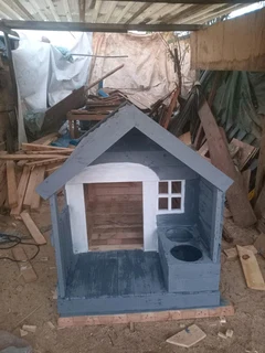 Pinewood dog kennels