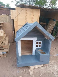 Pinewood dog kennels.