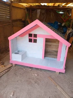 Pinewood dog kennels.